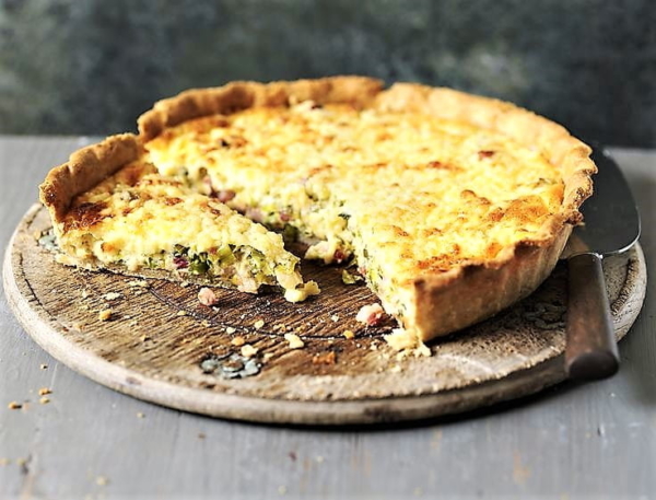 tarta de puerro y bacon